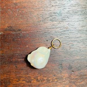 Large Baroque pearl 11mm